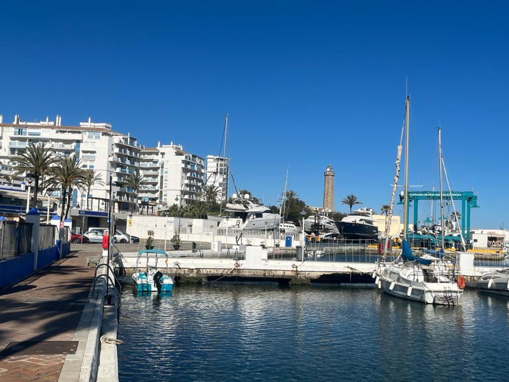 Lyrioshomes Precioso Apartamento Puerto De Estepona Exteriér fotografie