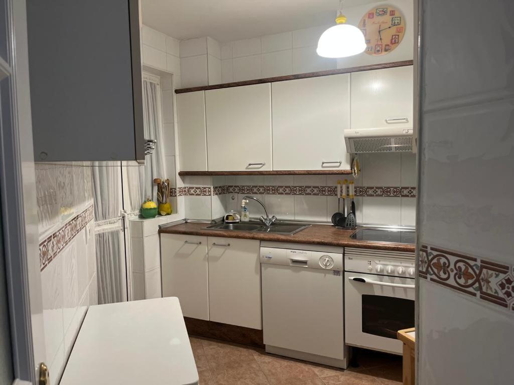 Lyrioshomes Precioso Apartamento Puerto De Estepona Exteriér fotografie